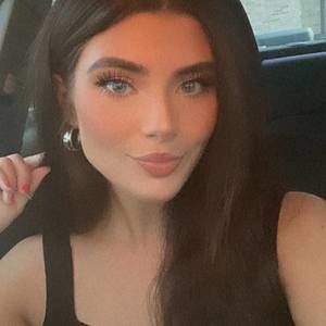 Meet your Posher, Makayla